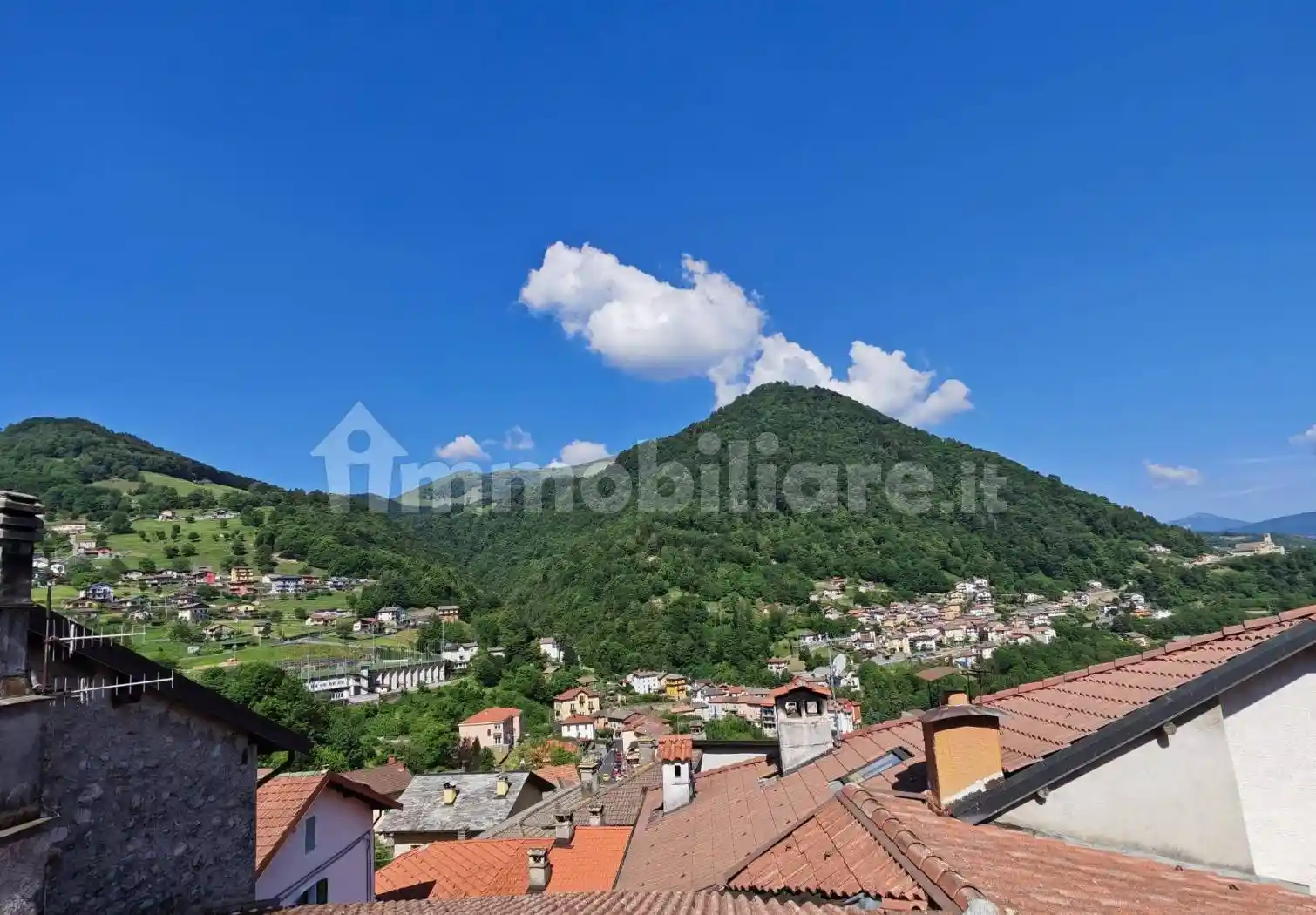 Casa indipendente in vendita a Schignano