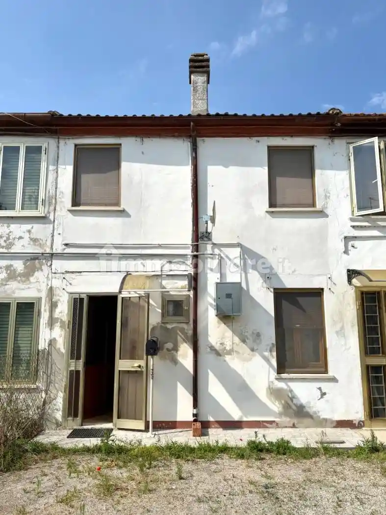 Casa indipendente in vendita a Riva del Po