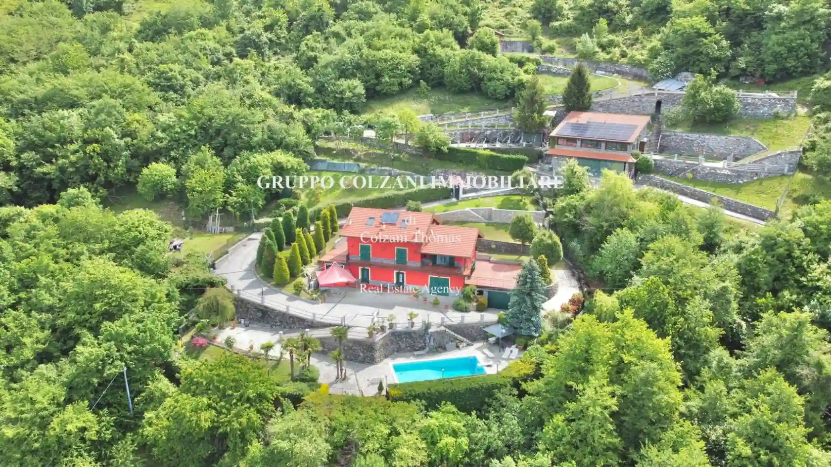 Villa - foto 2