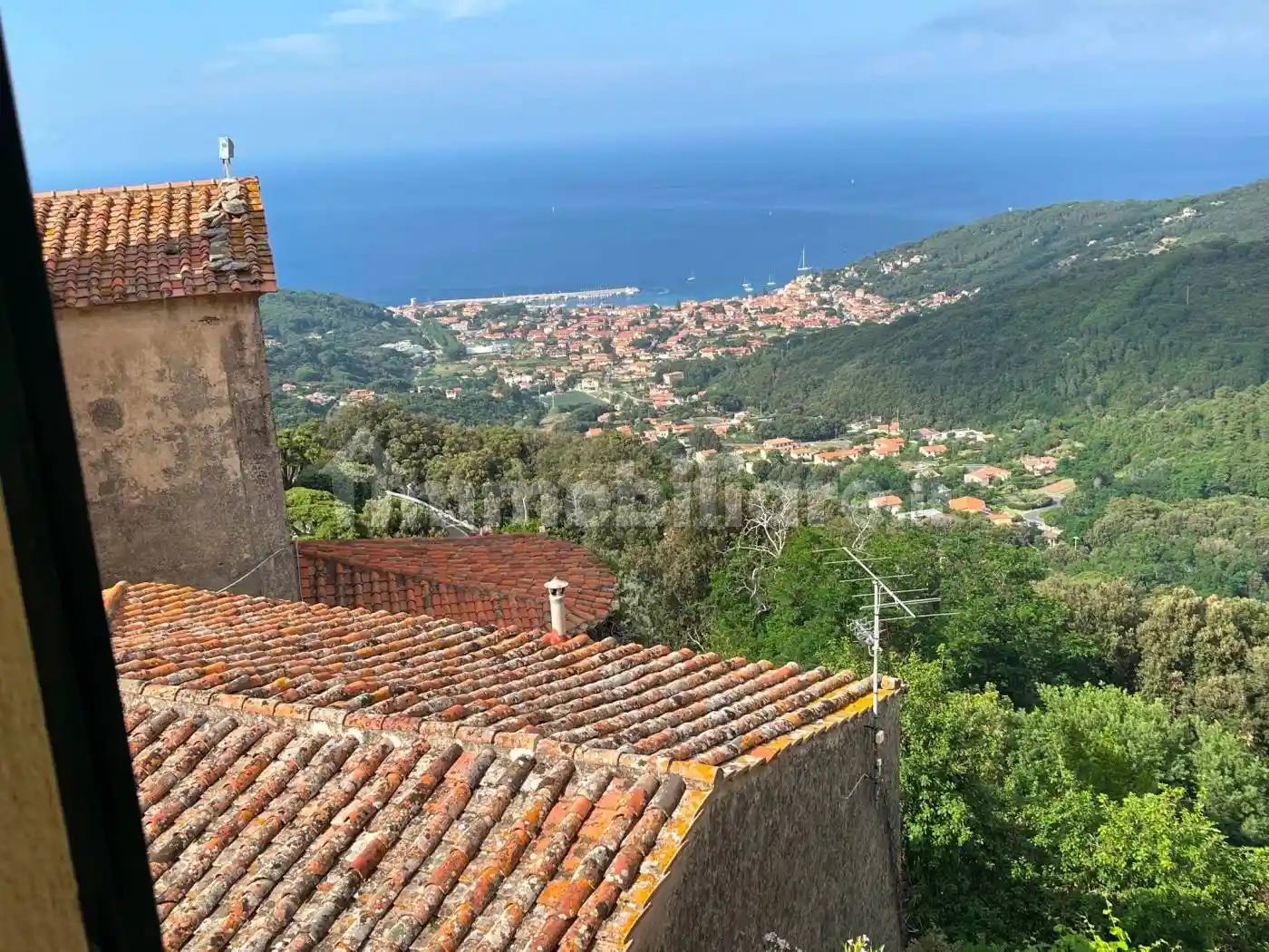 Appartamento in vendita a Marciana