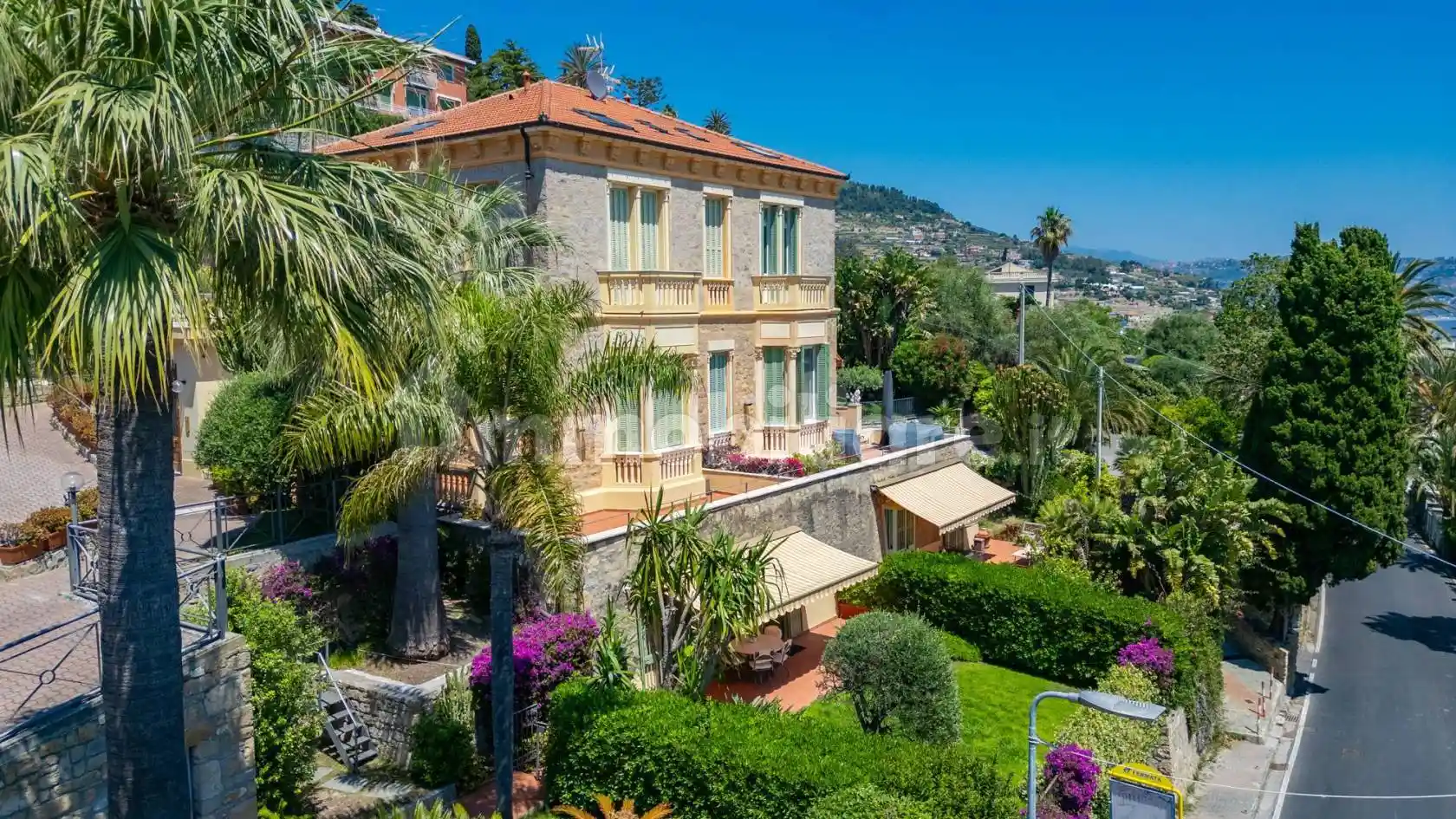 Appartamento in vendita a Bordighera