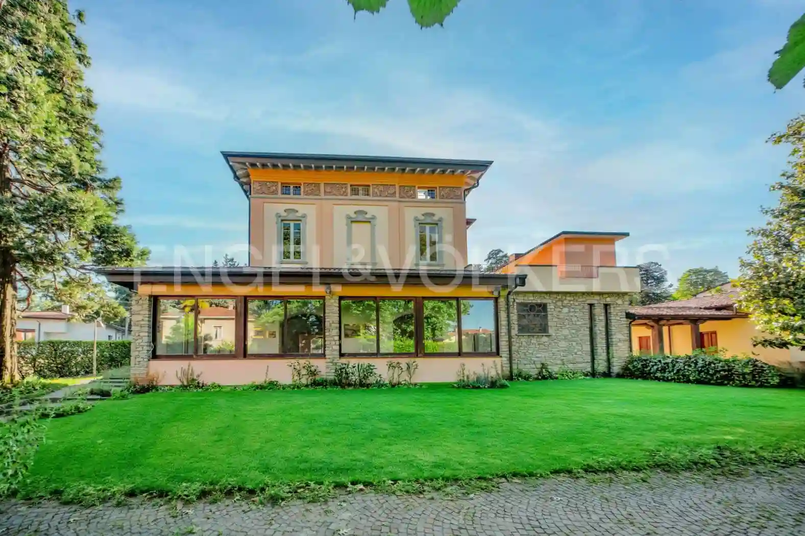 Villa - foto 2