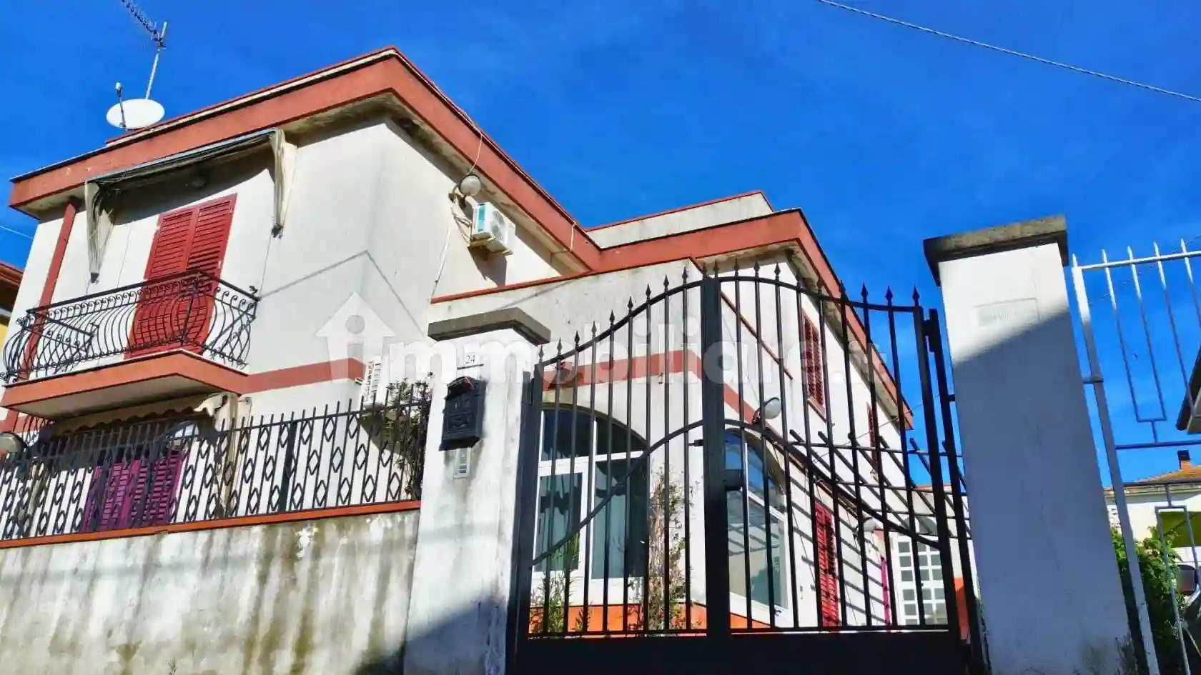 Villa - foto 2