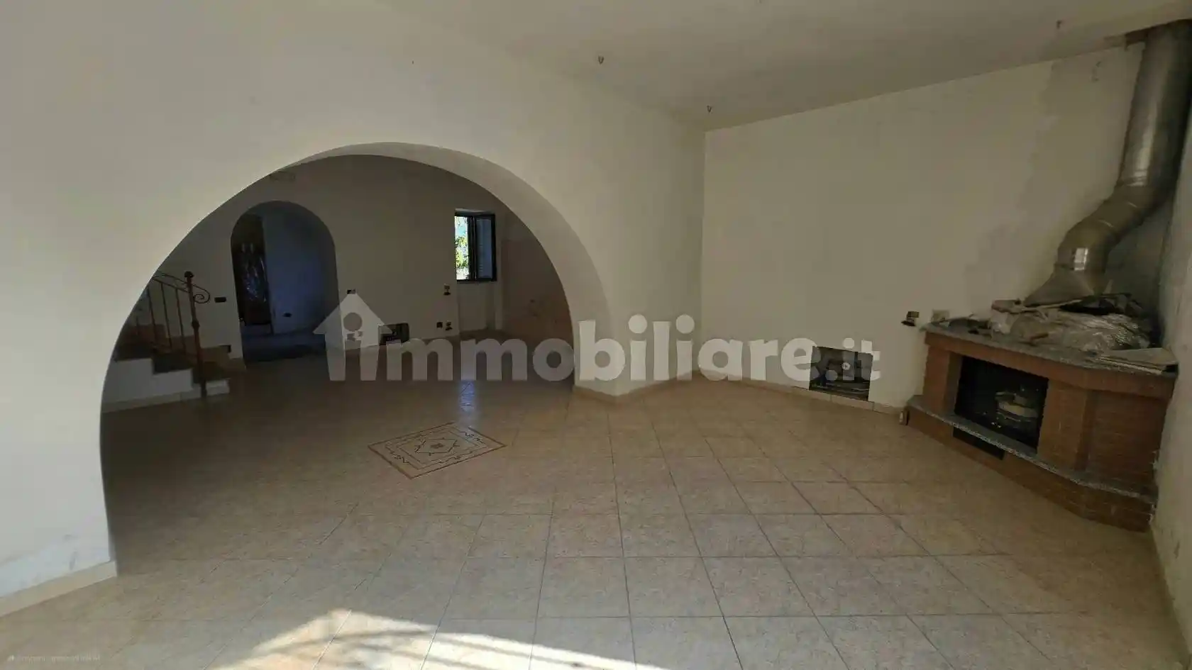 Casa indipendente in vendita a Roccadaspide