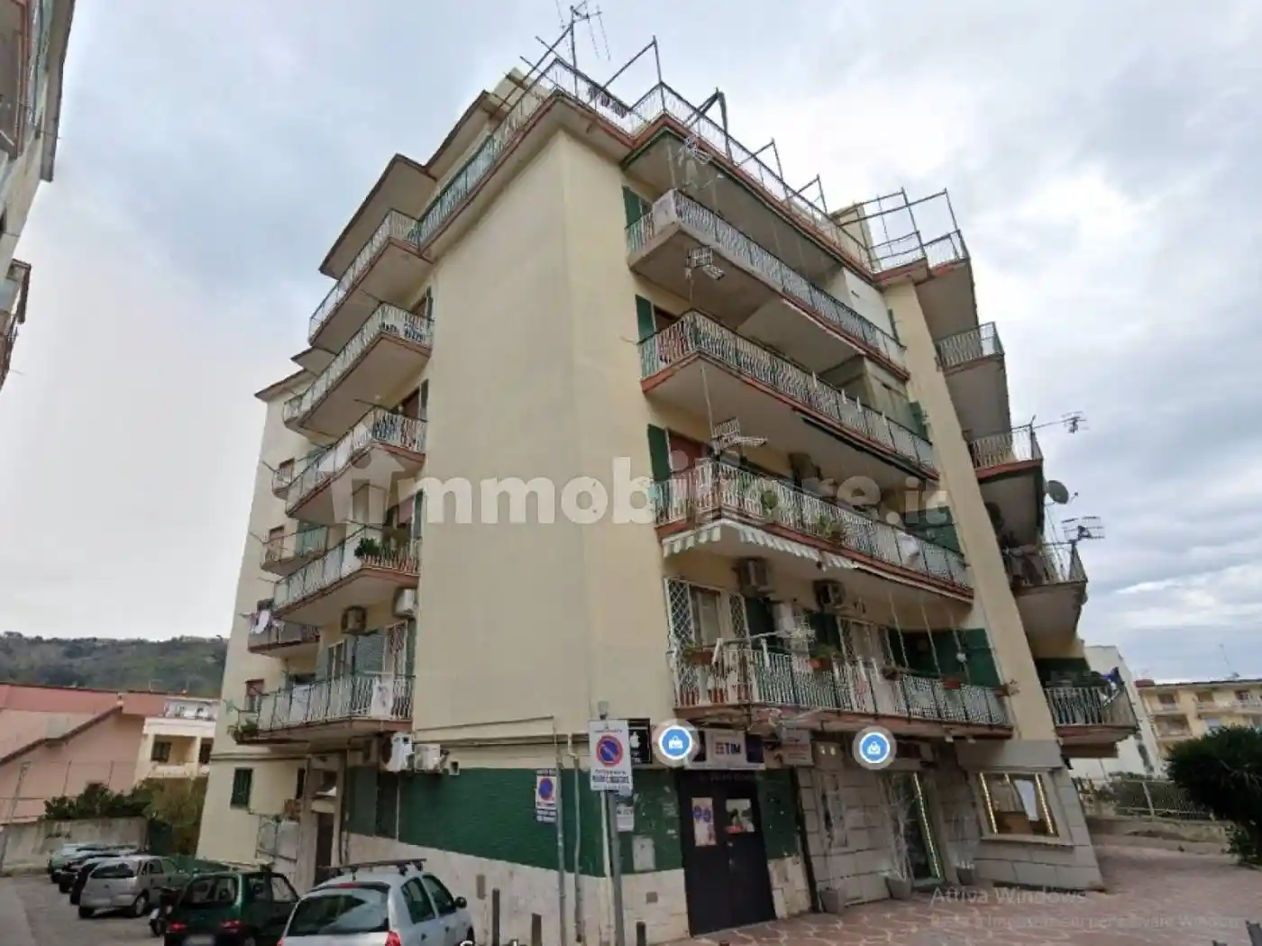 Appartamento in vendita a Napoli