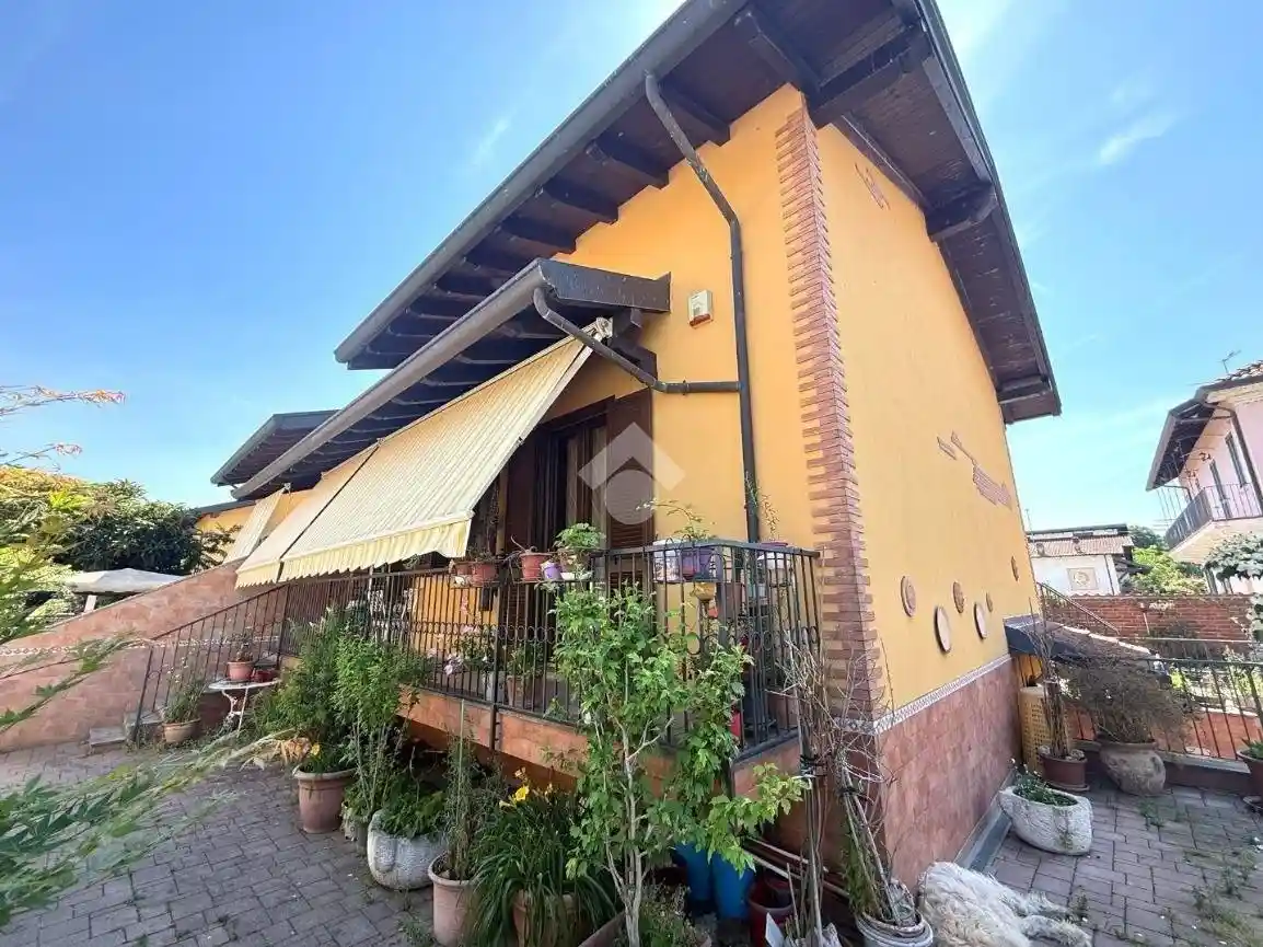 Casa indipendente in vendita a Cassolnovo