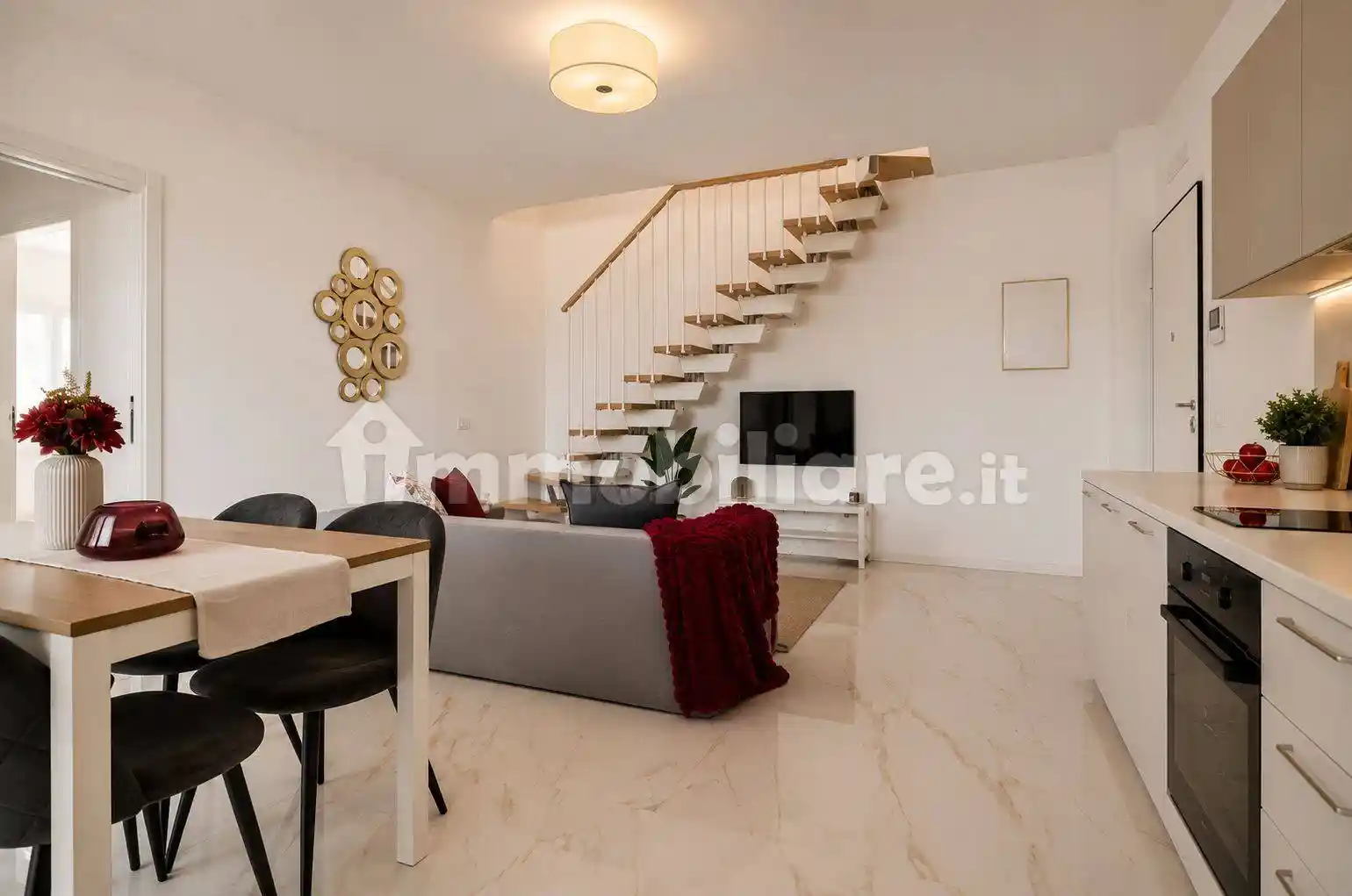 Appartamento in vendita a Roma