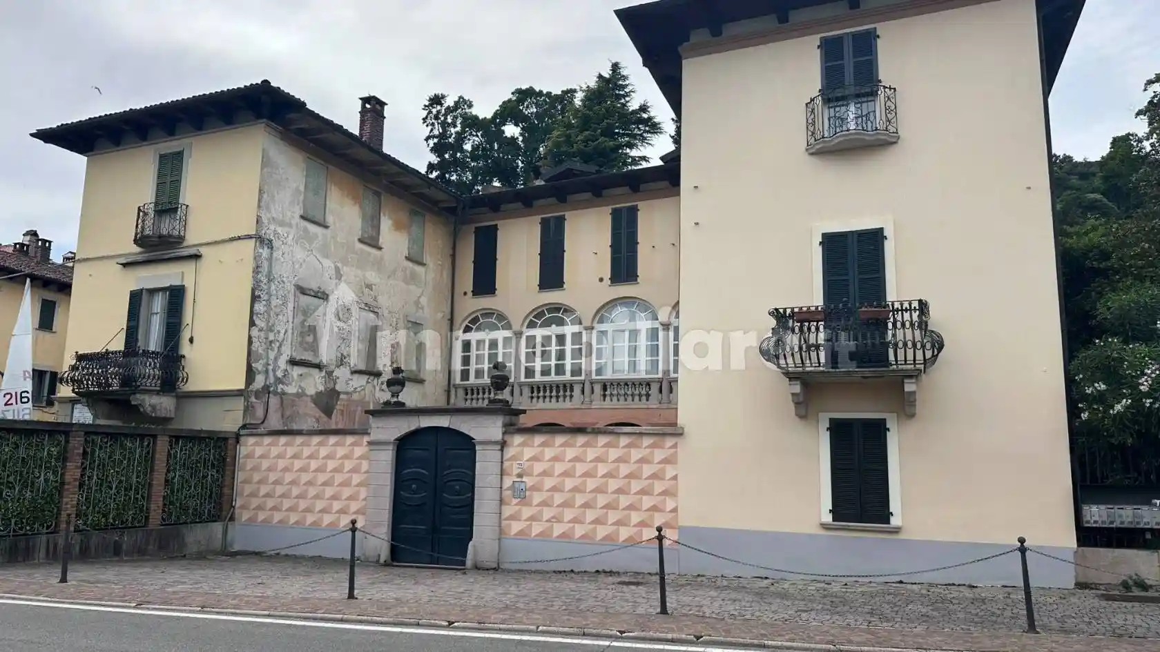 Loft in vendita a Belgirate