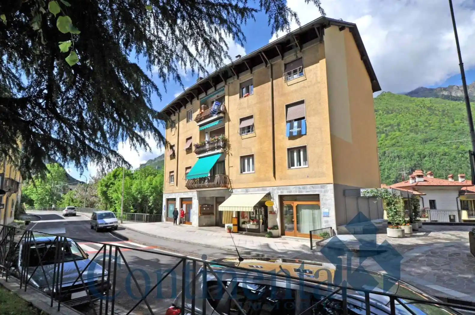 Appartamento in vendita a Piazza Brembana
