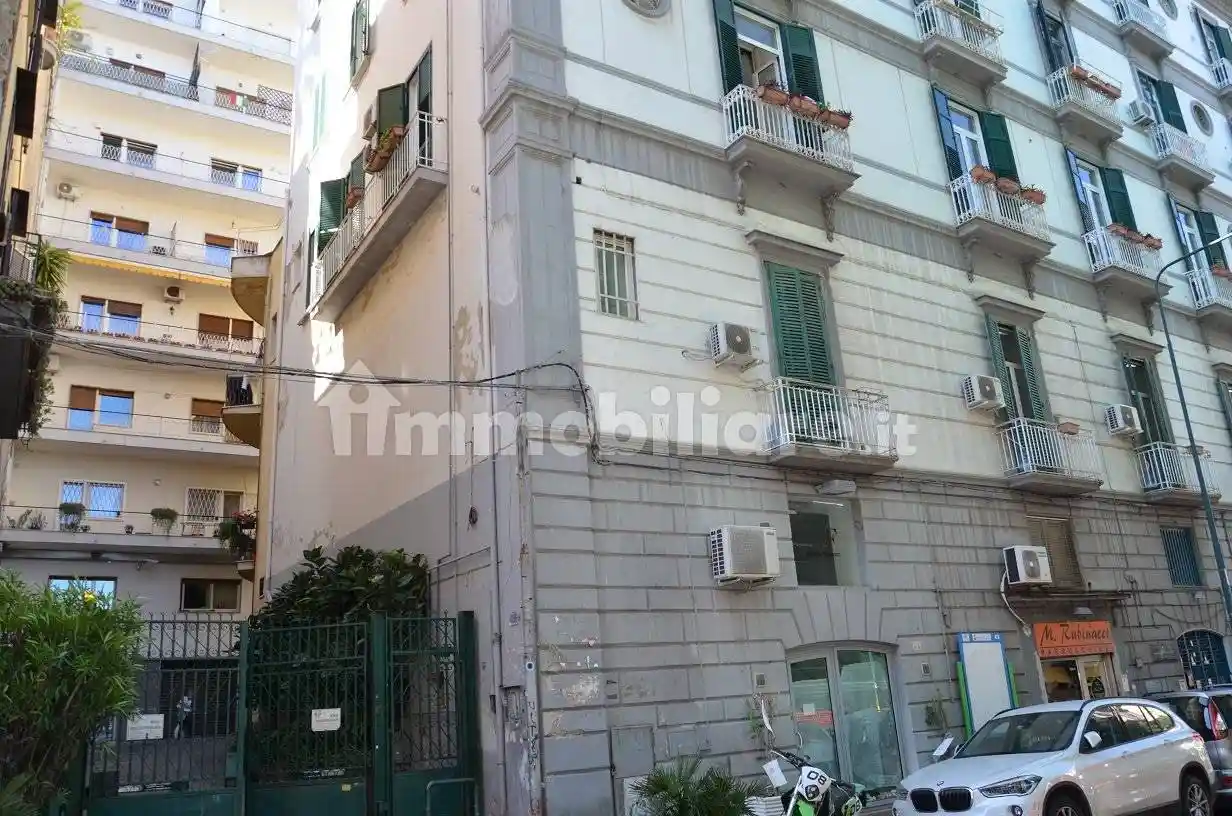 Appartamento in affitto a Napoli