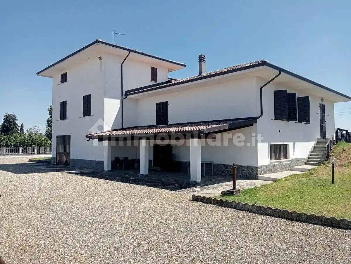 Villa in vendita a Alessandria