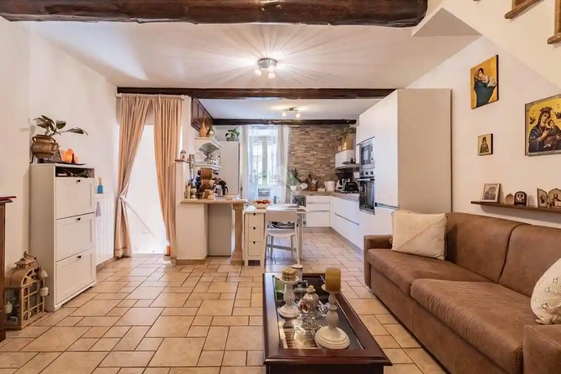 Appartamento in vendita a Bassano Romano