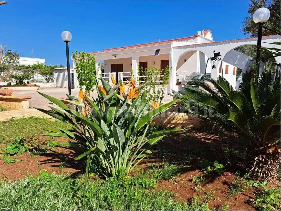 Villa in vendita a Carovigno