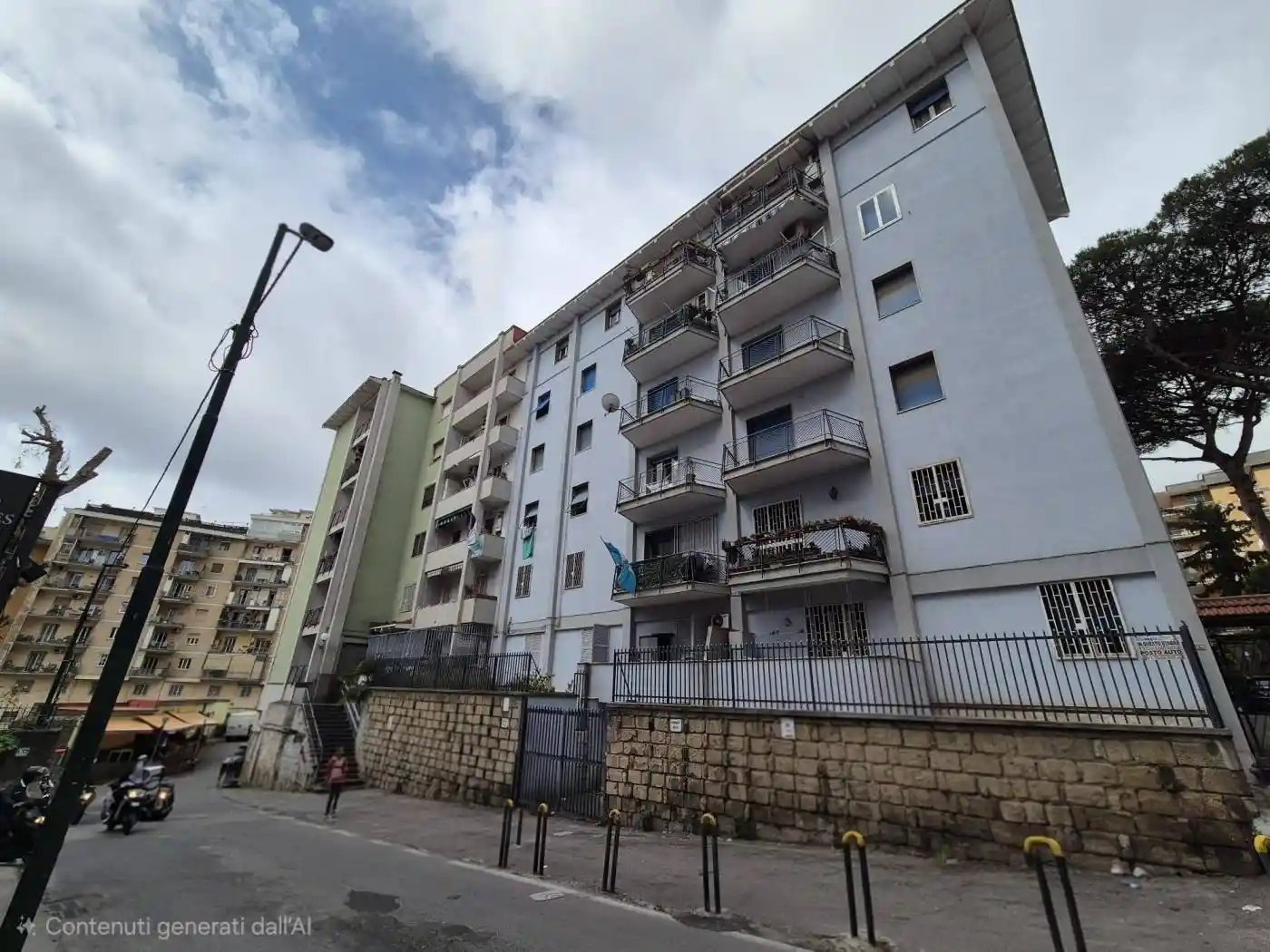 Appartamento in vendita a Napoli