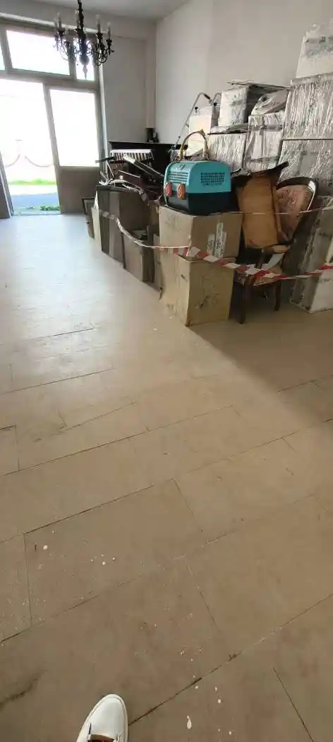 Casa indipendente in vendita a Prato