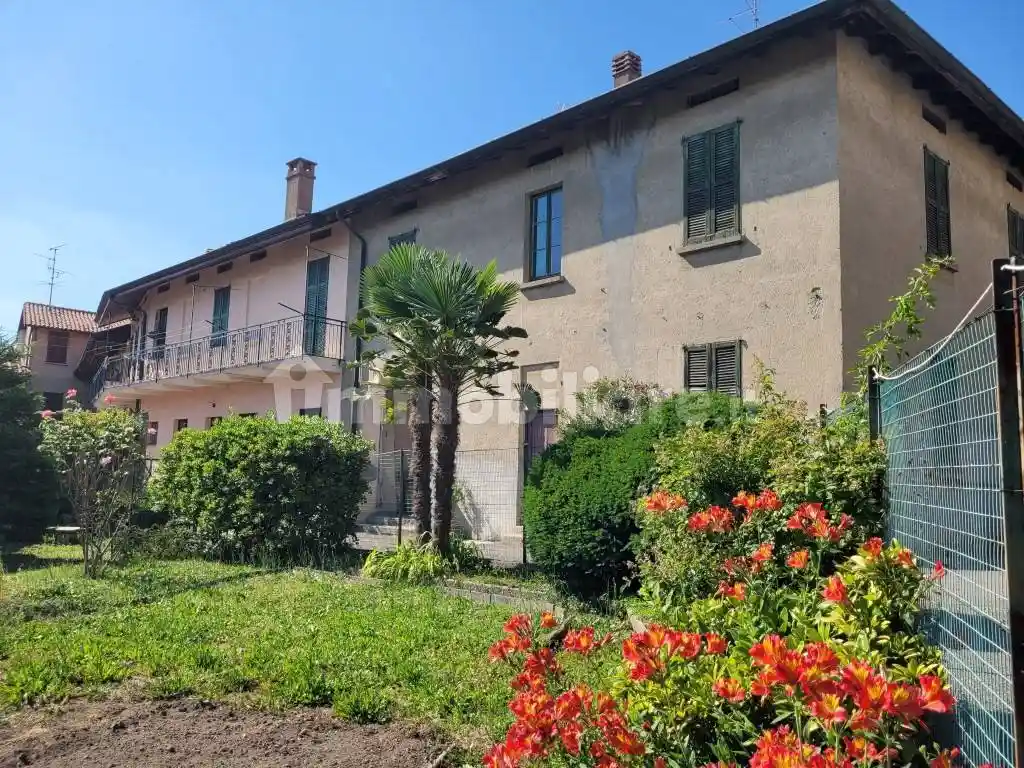 Casa indipendente in vendita a Villa Guardia