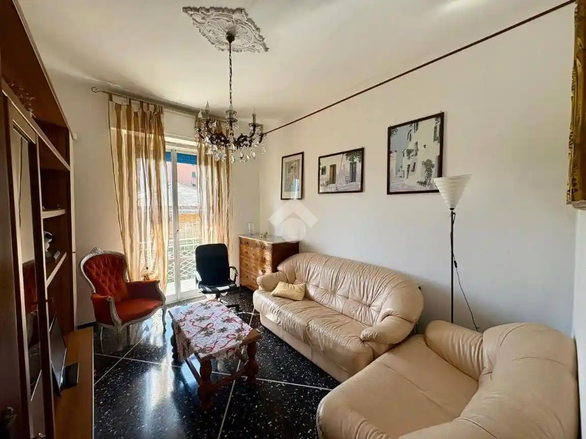Appartamento in vendita a Genova