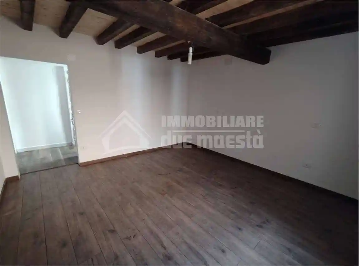 Casa indipendente in vendita a Reggio Emilia