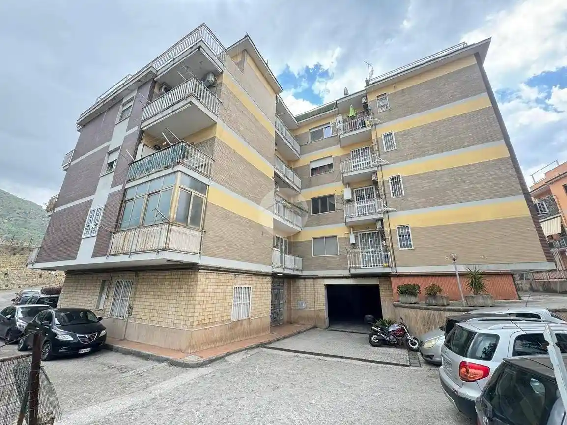 Appartamento in affitto a Pozzuoli