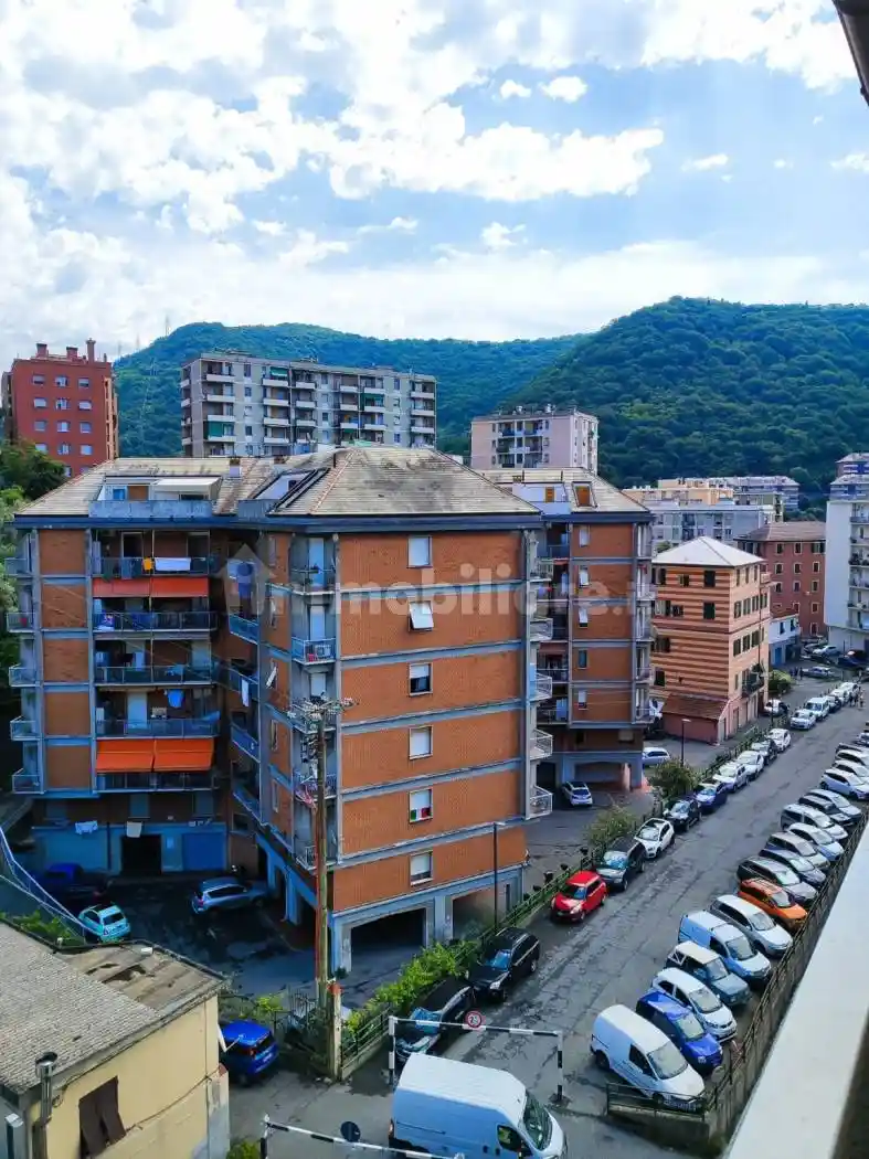 Appartamento in vendita a Genova