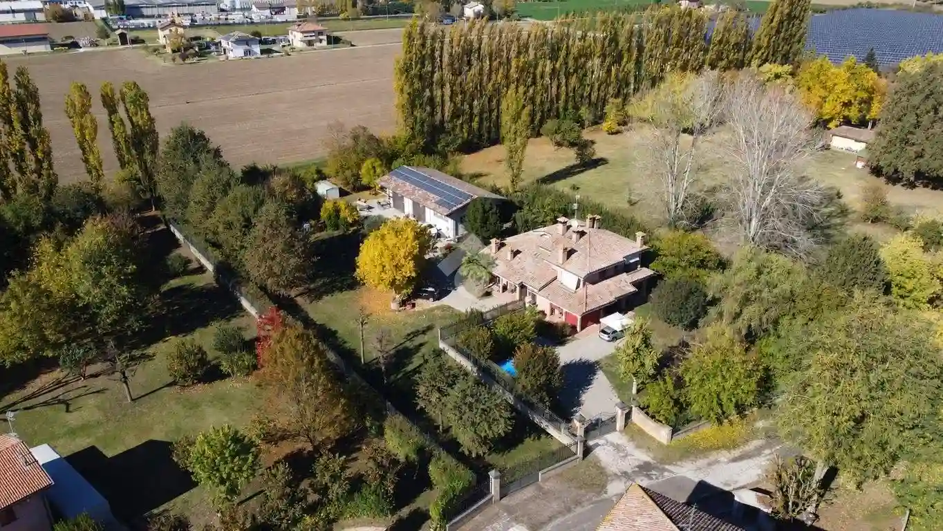 Villa - foto 2