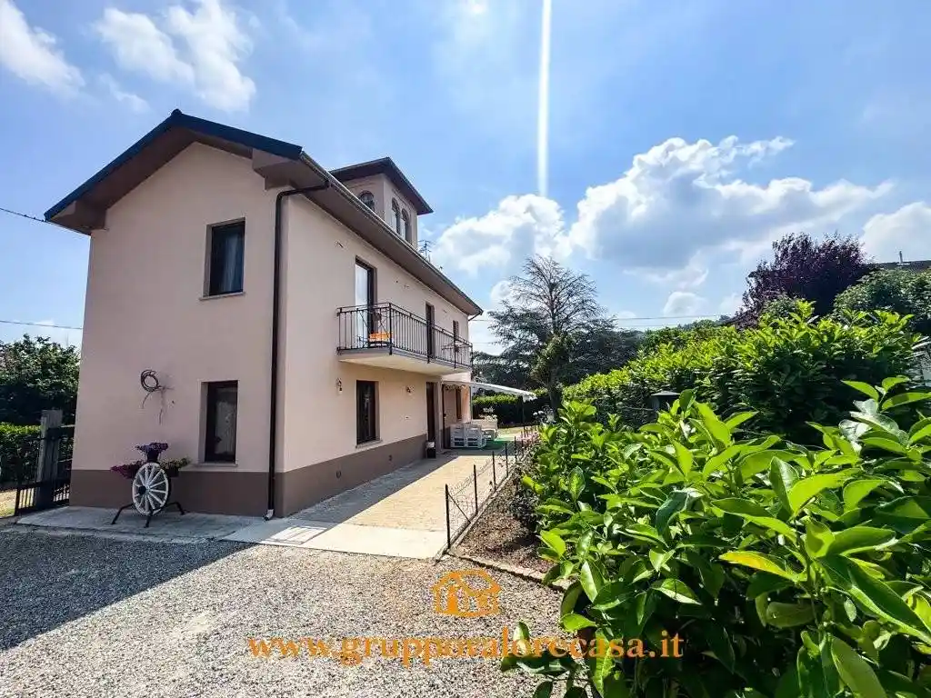 Villa in vendita a Bistagno