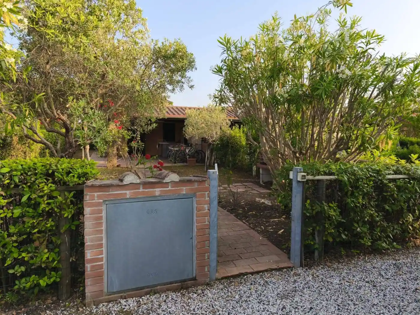 Casa indipendente in vendita a Cecina