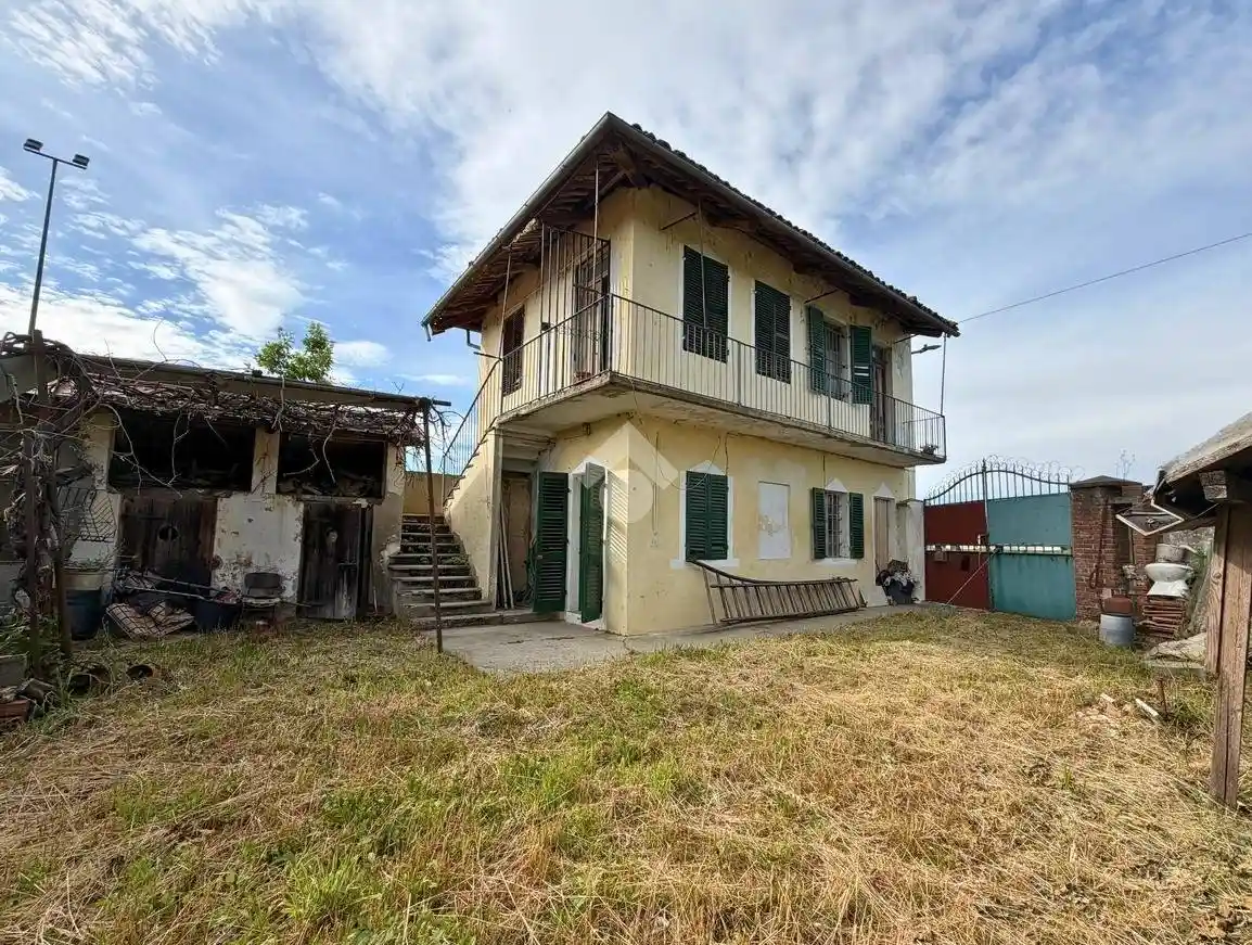 Rustico - Casale in vendita a Bianzè