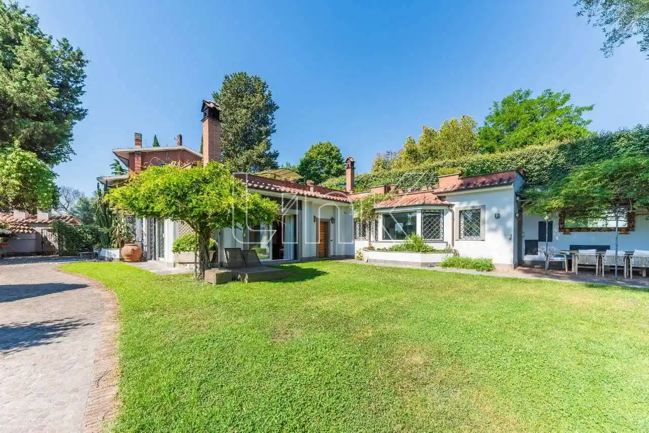 Villa in affitto a Roma