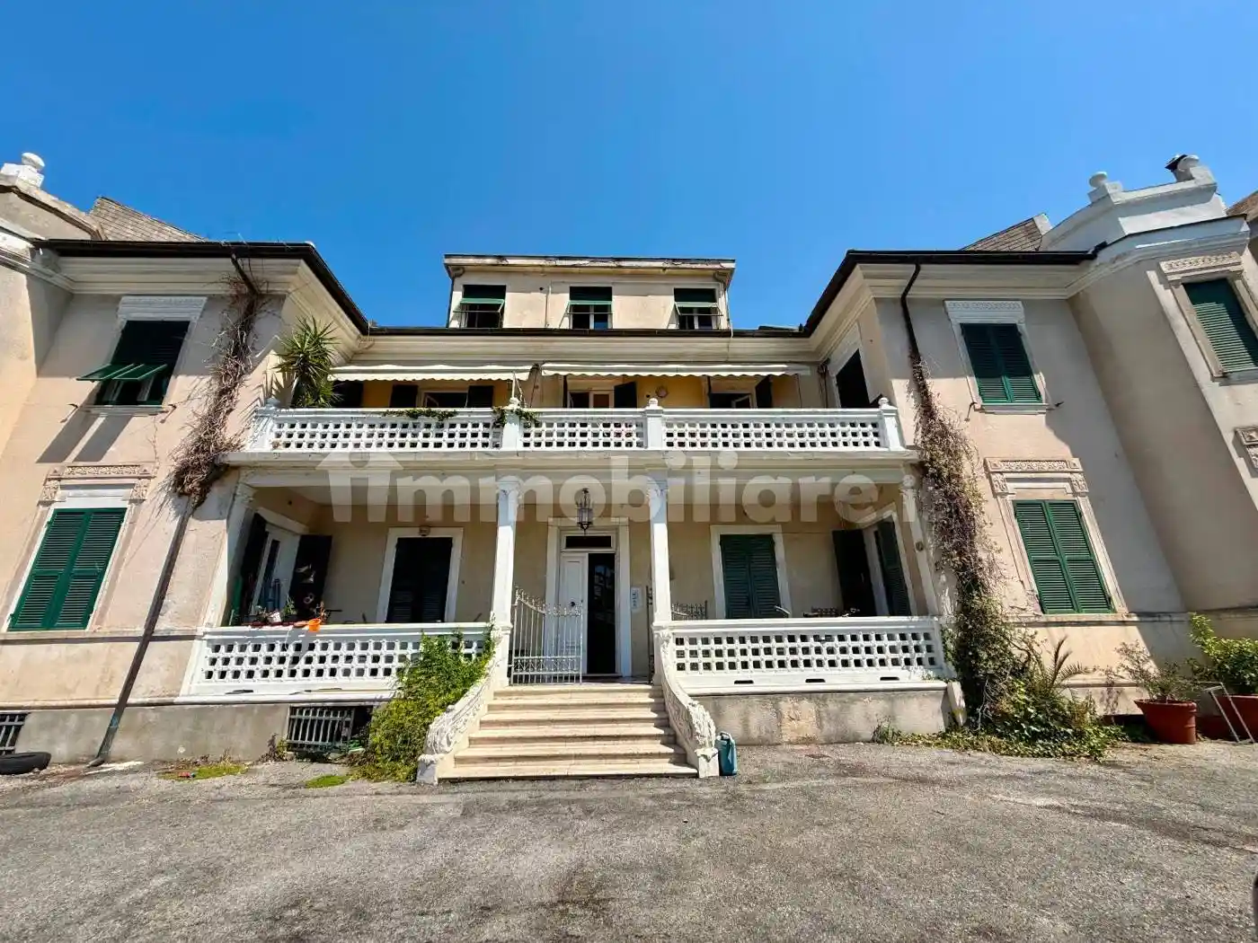 Appartamento in vendita a Genova