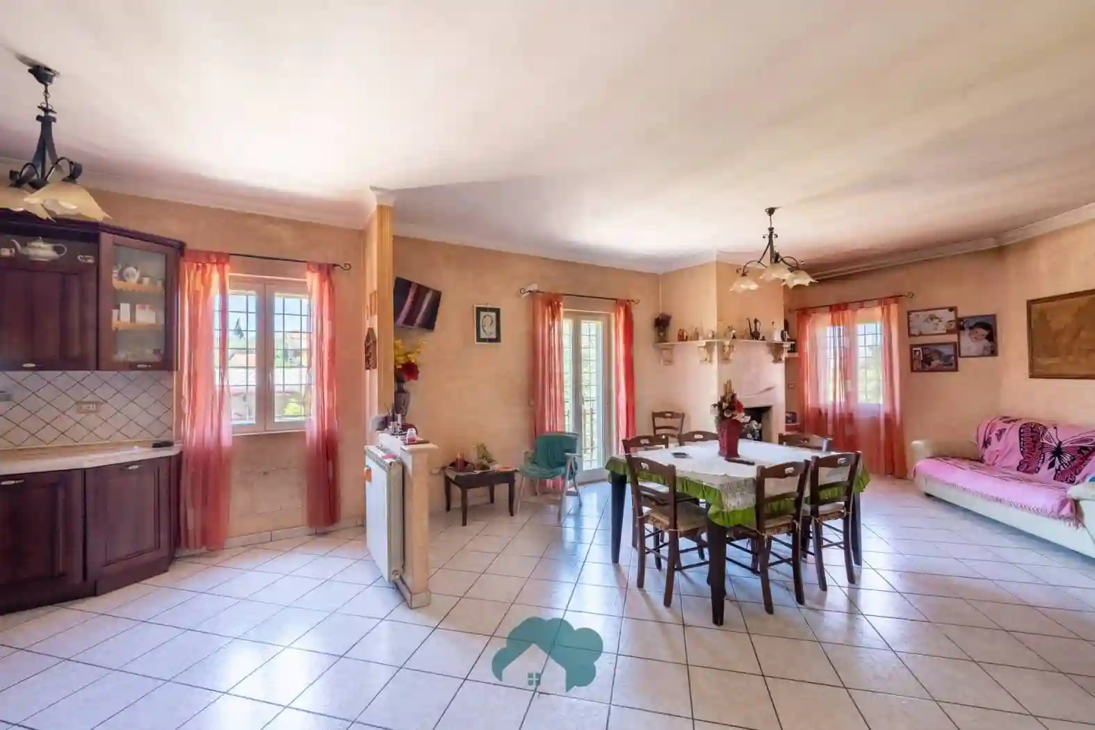 Villa - foto 2