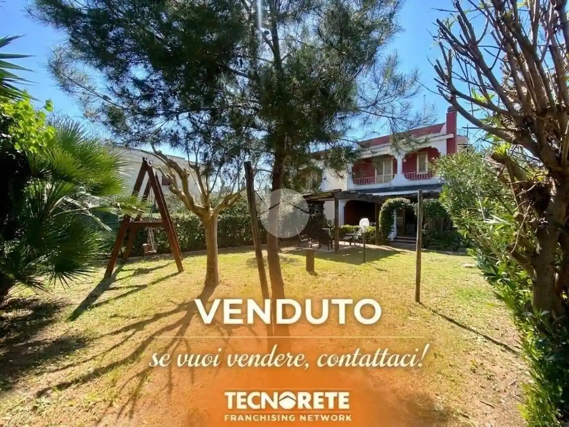 Villa in vendita a Ardea