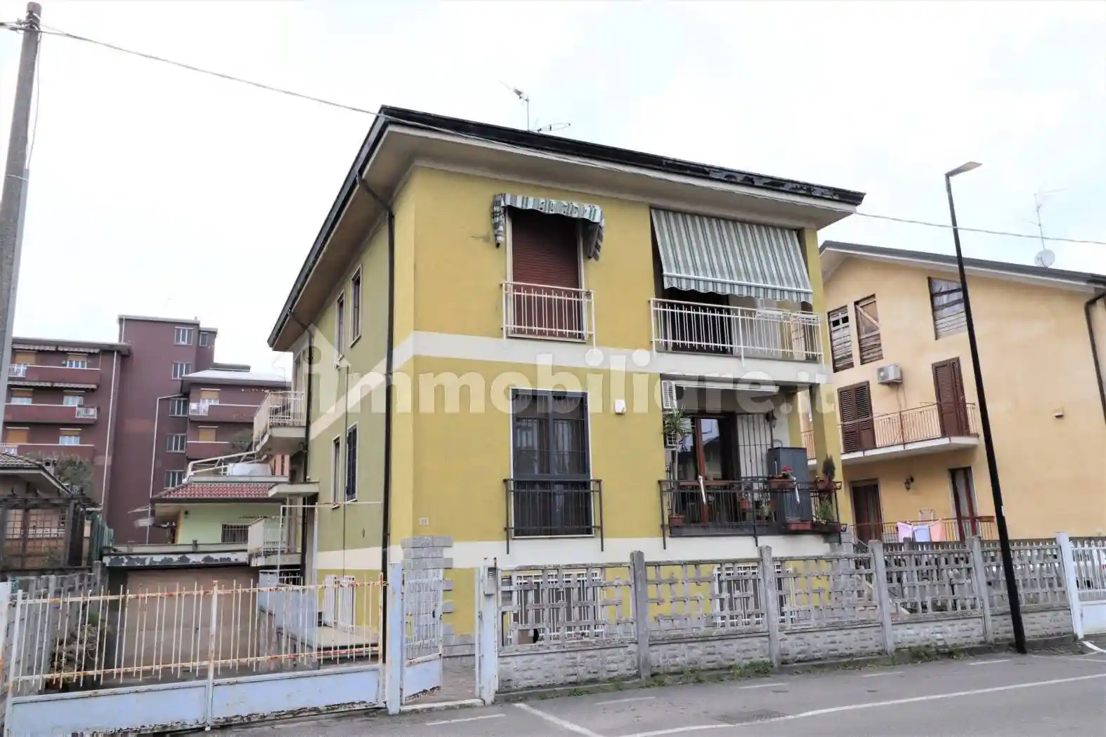 Appartamento in vendita a Limbiate