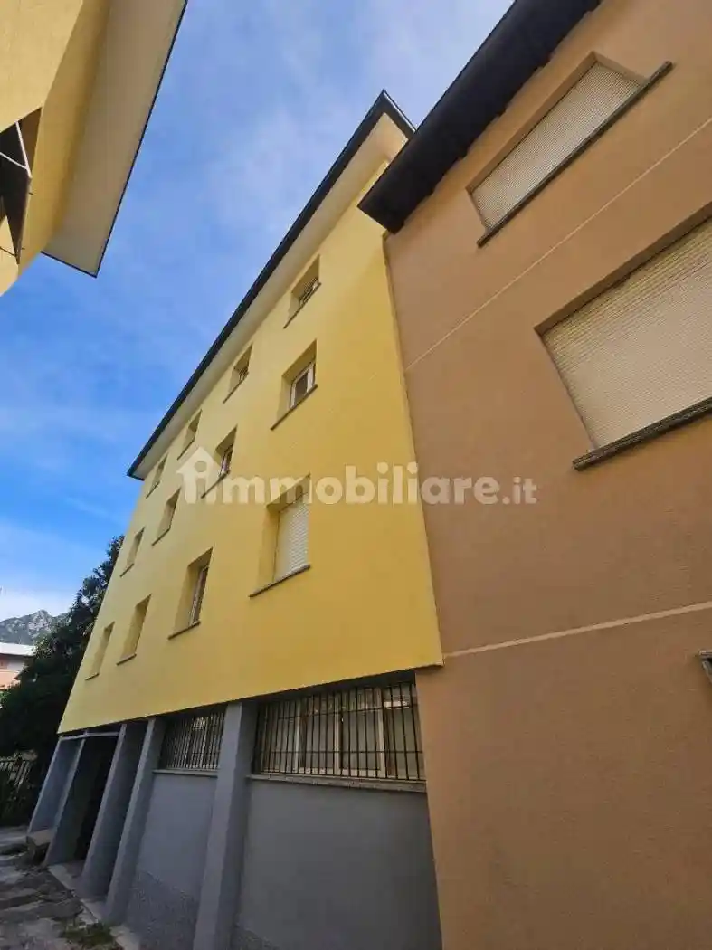 Appartamento in affitto a Lecco