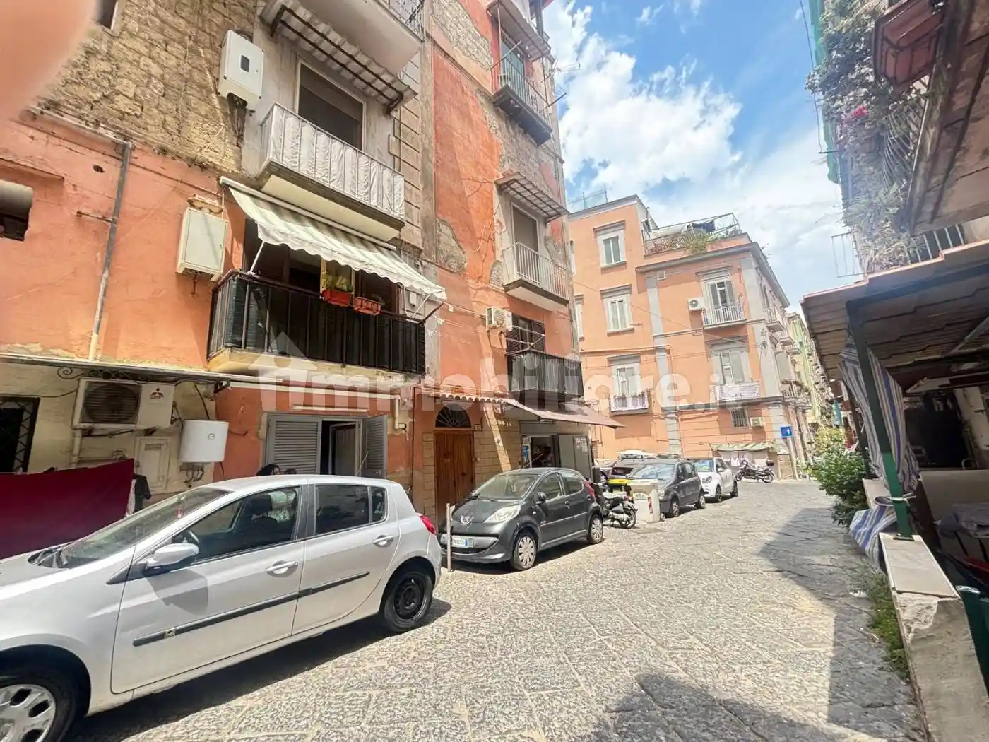 Appartamento in vendita a Napoli