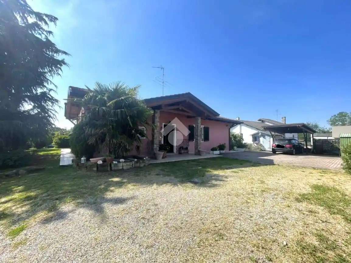 Villa in vendita a Boca
