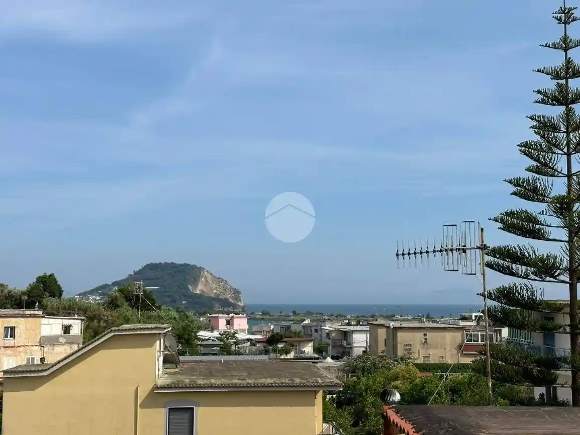 Appartamento in vendita a Bacoli