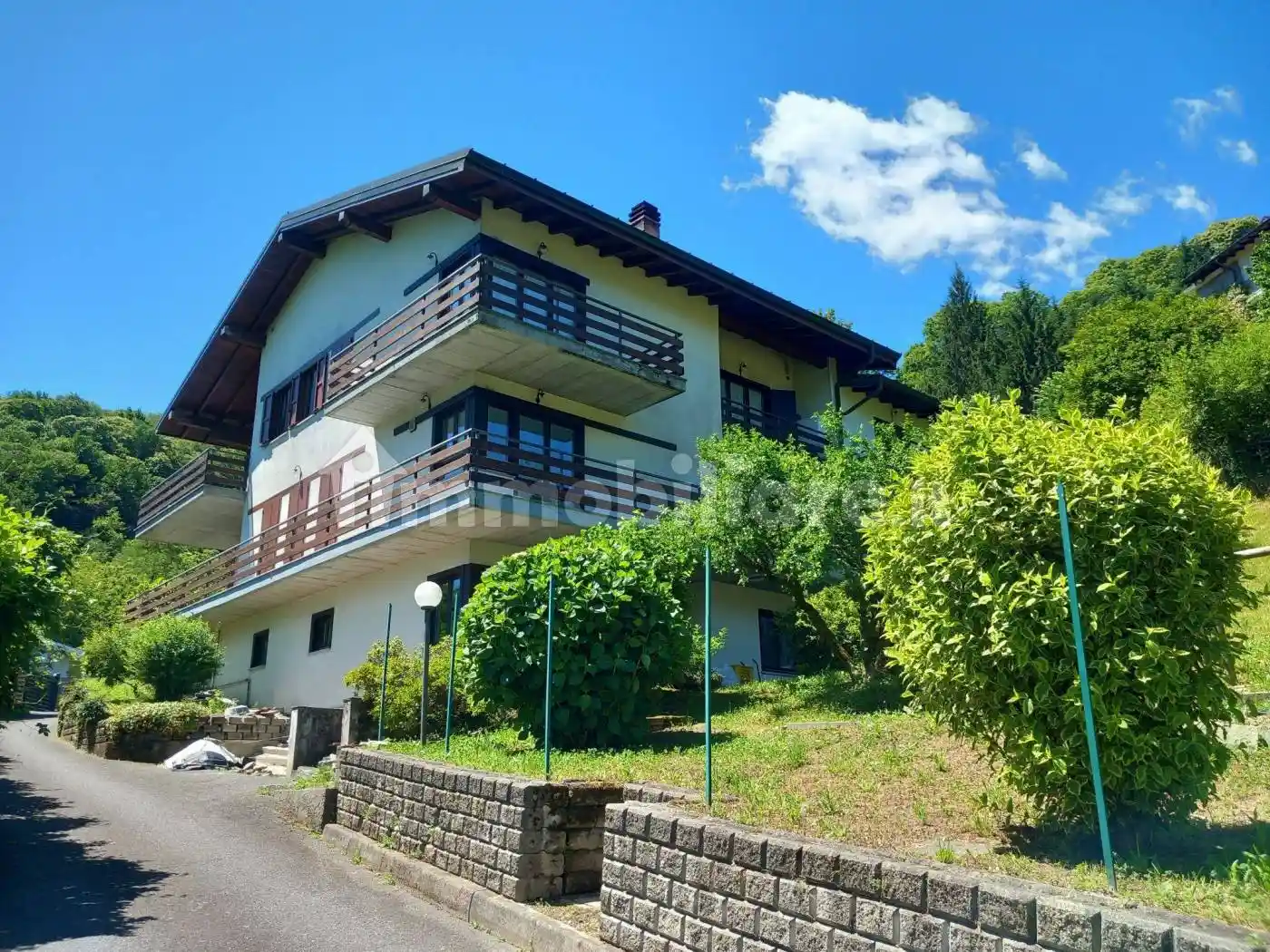 Villa in vendita a Mesenzana