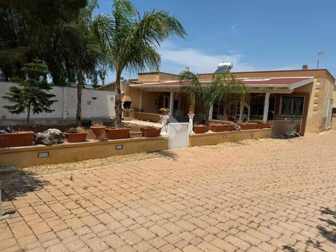 Villa in vendita a Alezio