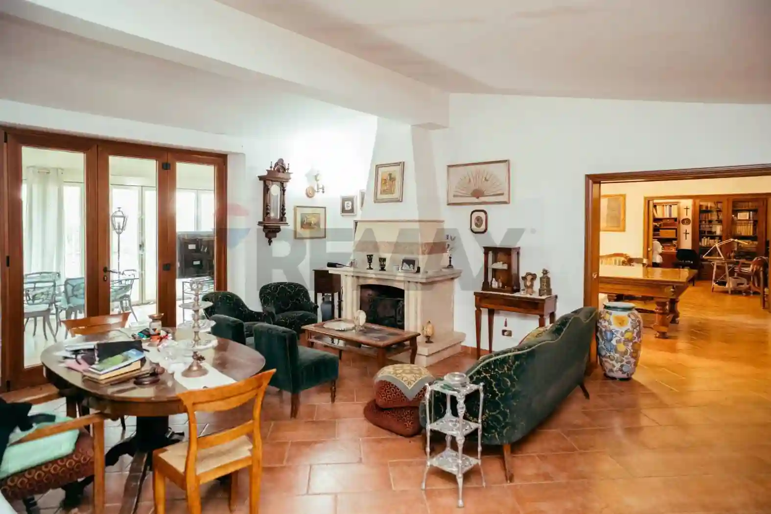 Villa - foto 2
