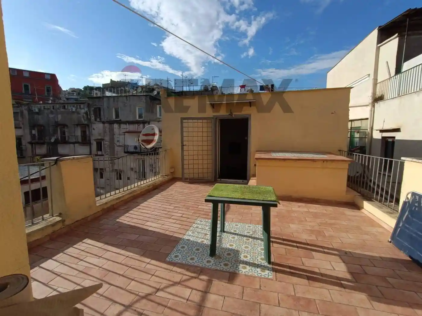 Appartamento in affitto a Napoli