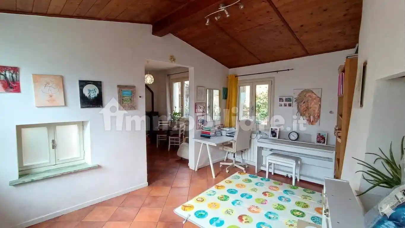 Casa indipendente in vendita a Lugagnano Val d'Arda