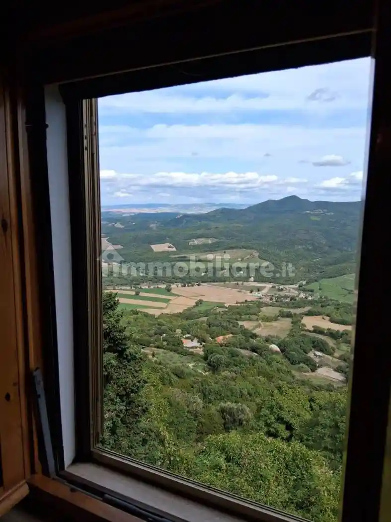 Appartamento in vendita a Montecatini Val di Cecina