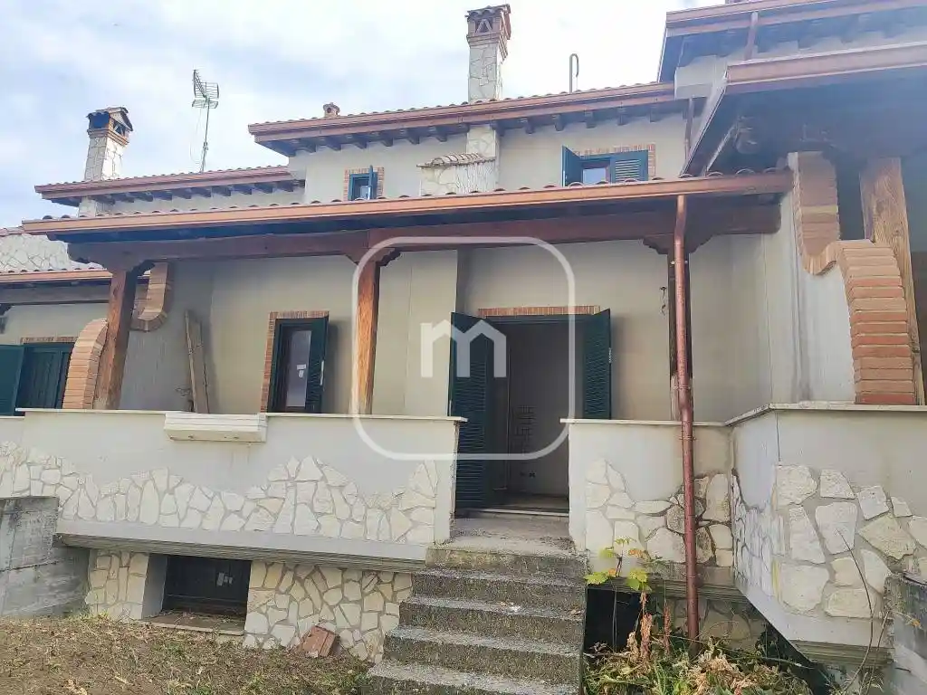 Villetta a schiera in vendita a Roma