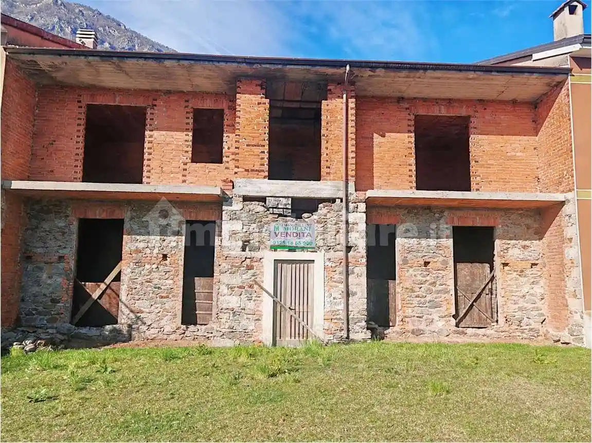 Rustico - Casale in vendita a Quassolo