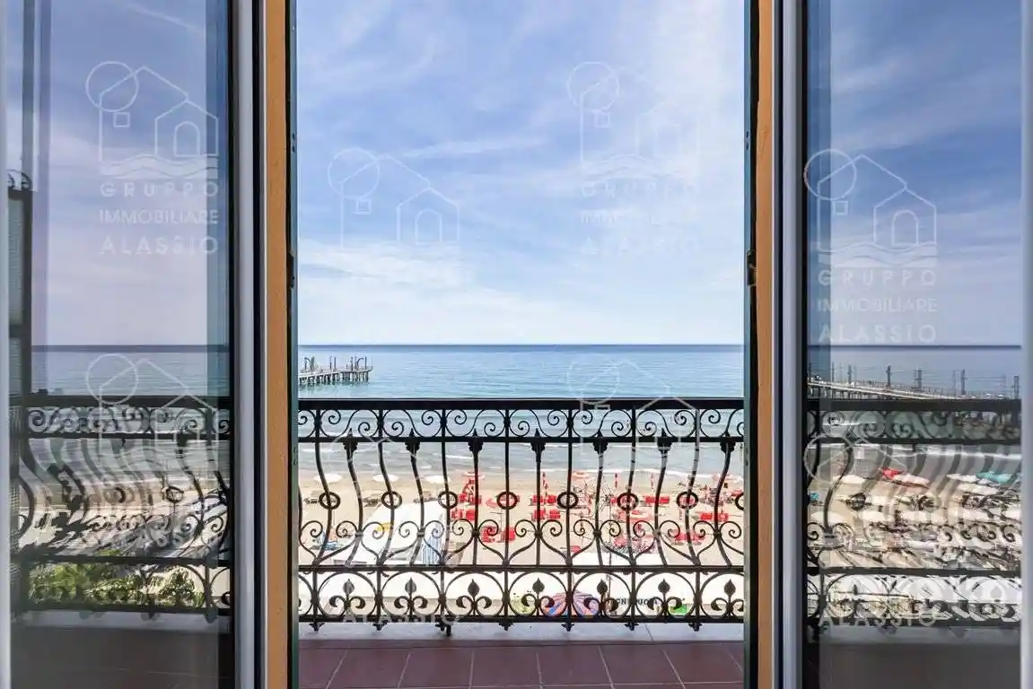 Appartamento in vendita a Alassio