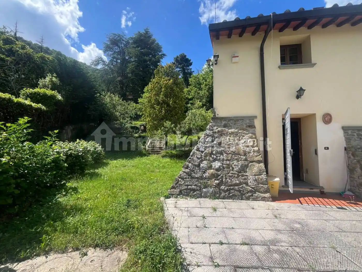 Rustico - Casale in vendita a Vaiano