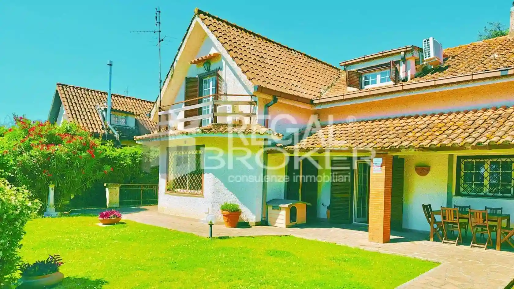Villa - foto 2