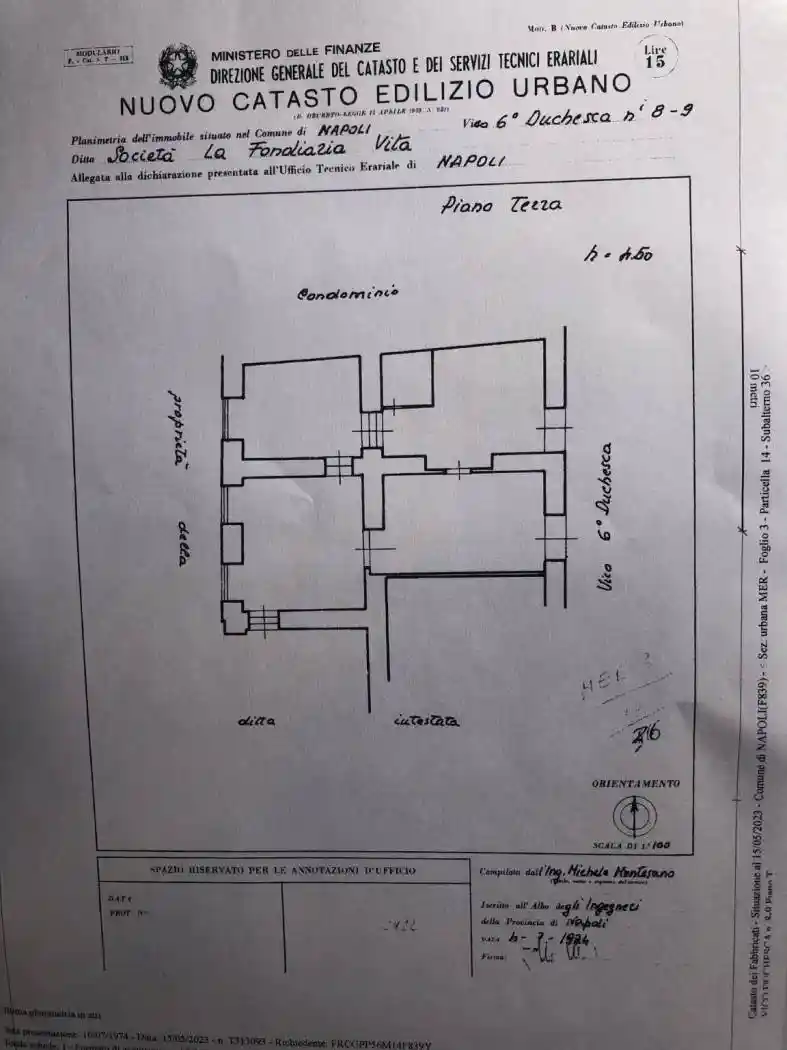 Appartamento in vendita a Napoli
