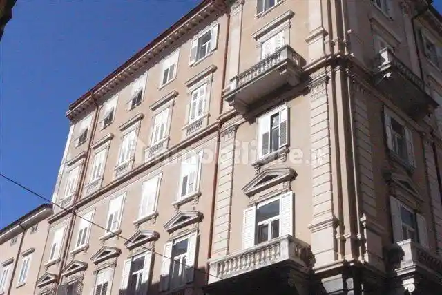 Appartamento in vendita a Trieste